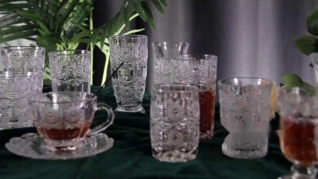 Türkisches klassisches Teeglas Schnapsglas Goldener Aufkleber Glasbecher Malerei Glas Teetasse Glaswaren