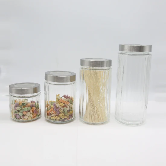 Frischhaltedosen aus Glas im modernen Stil
